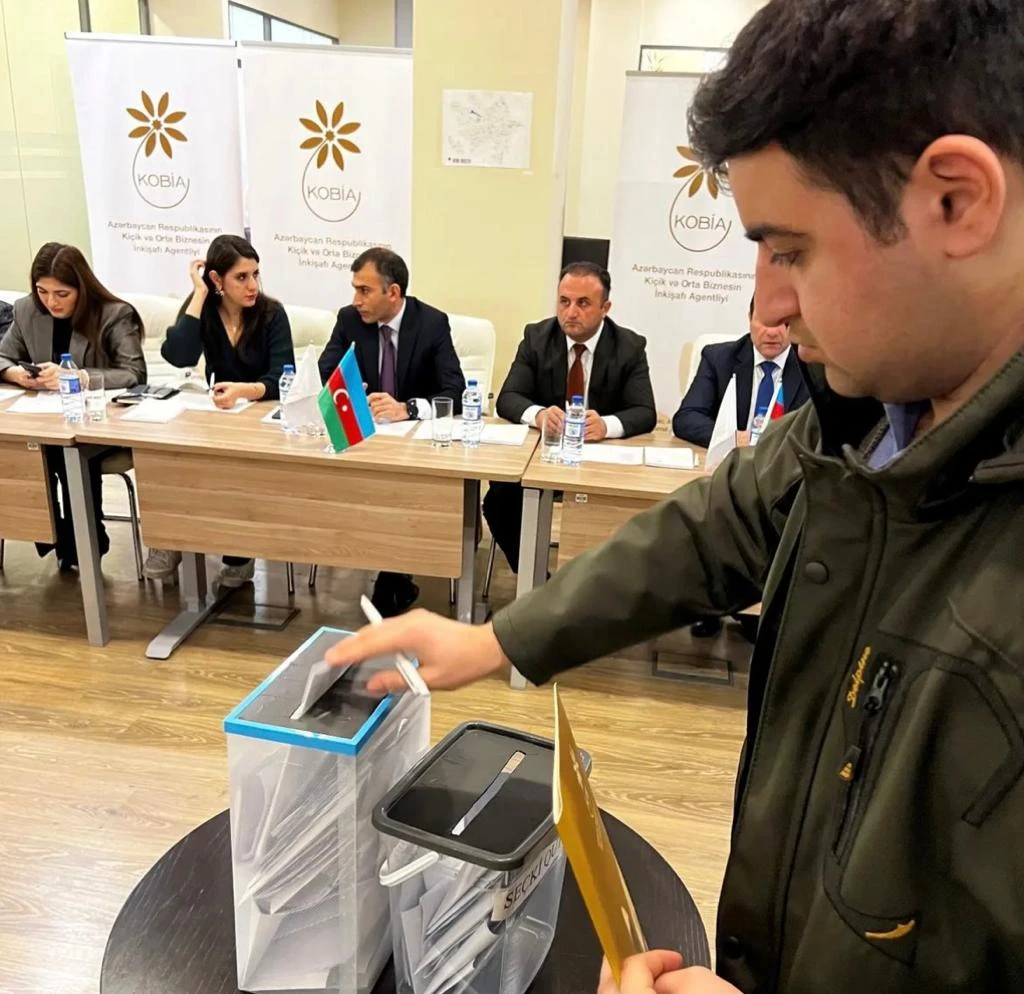 Azərbaycan Kibertəhlükəsizlik Təşkilatları Assosiasiyasının İdarə Heyətinin sədri Elvin Balacanov KOBİA yanında İctimai Şuraya üzv seçilib - 4