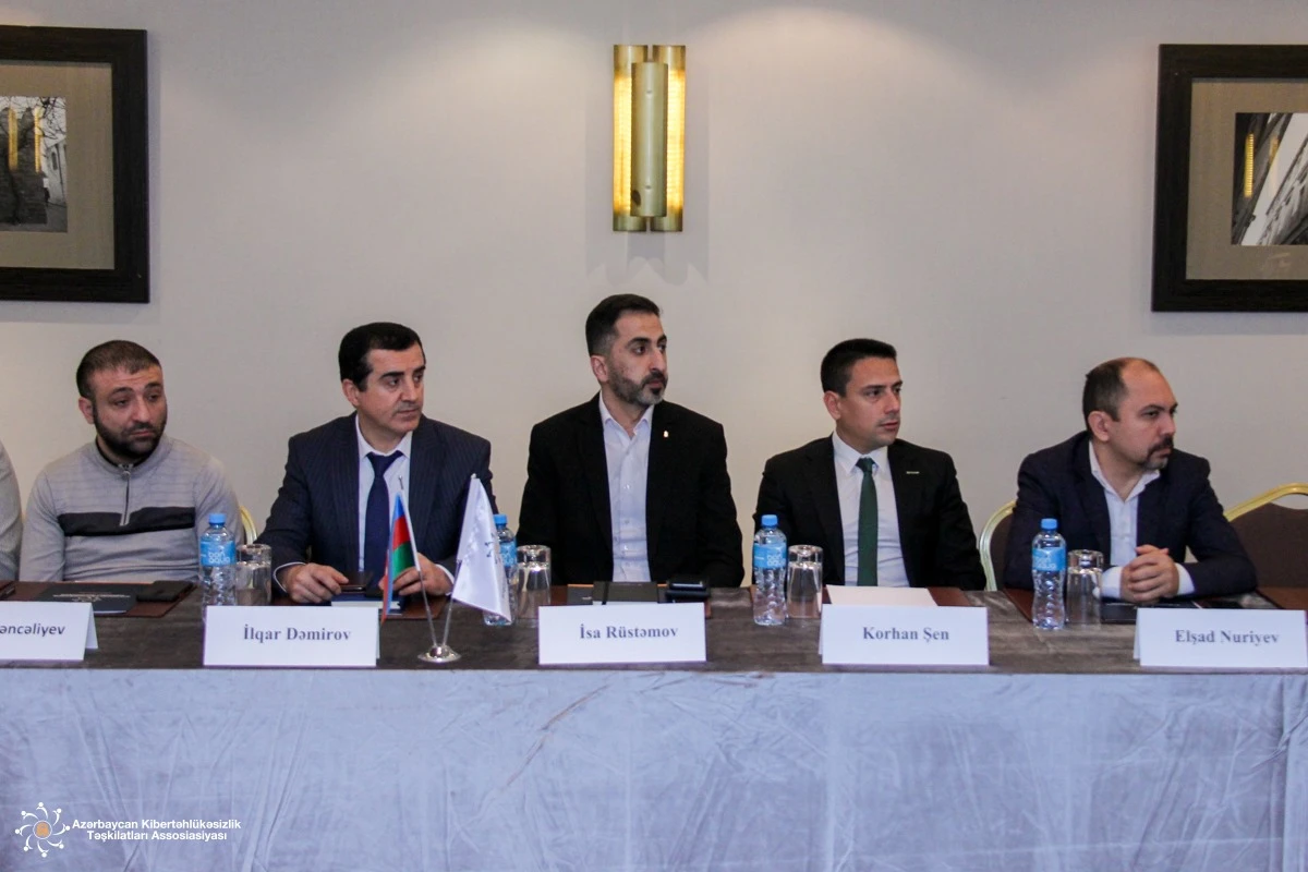 "Maliyyə bazarları sektorunda kibertəhlükəsizlik" mövzusu üzrə dəyirmi masa formatında müzakirə keçirilib - 2