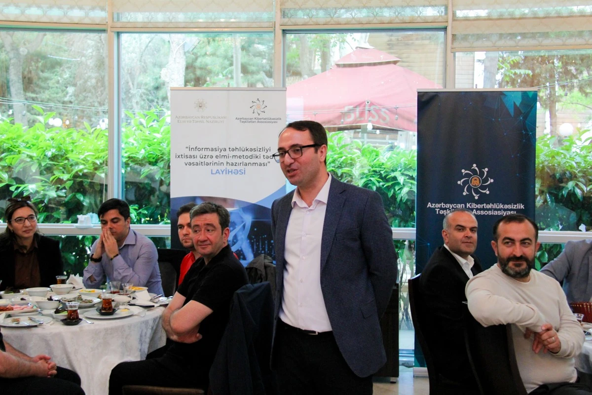 An event was held with the participation of universities and members of ACOA. - 5