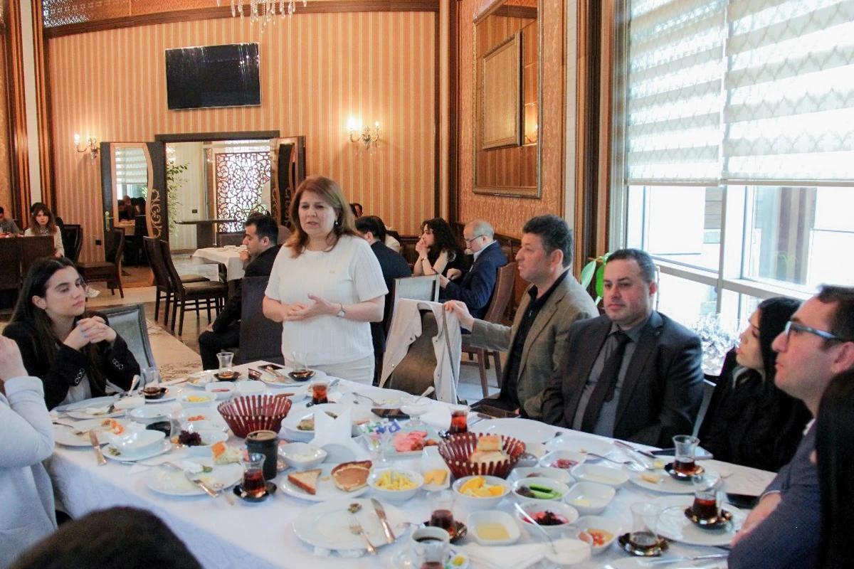 An event was held with the participation of universities and members of ACOA. - 11