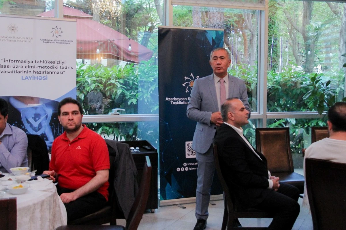 An event was held with the participation of universities and members of ACOA. - 16