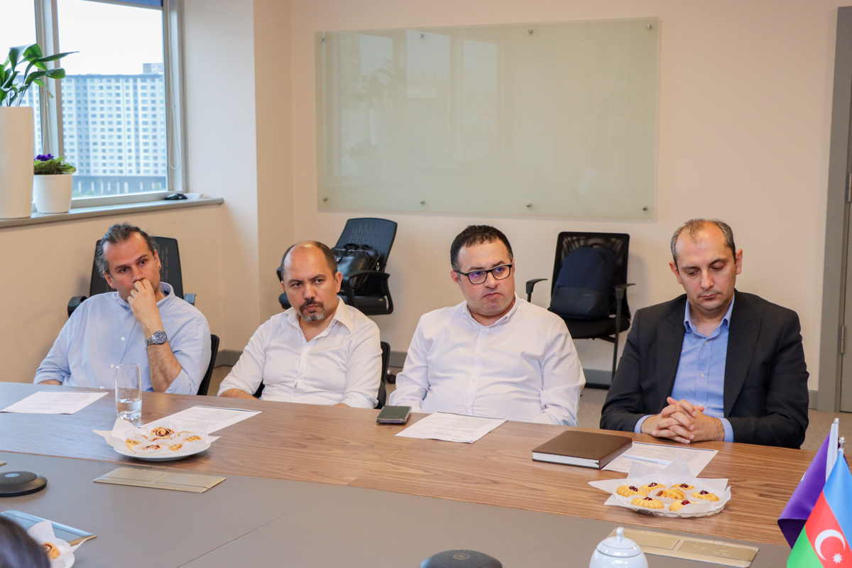 The inaugural meeting of the "Solutions, Technology, and Innovations Committee" of the ACOA has taken place. - 7