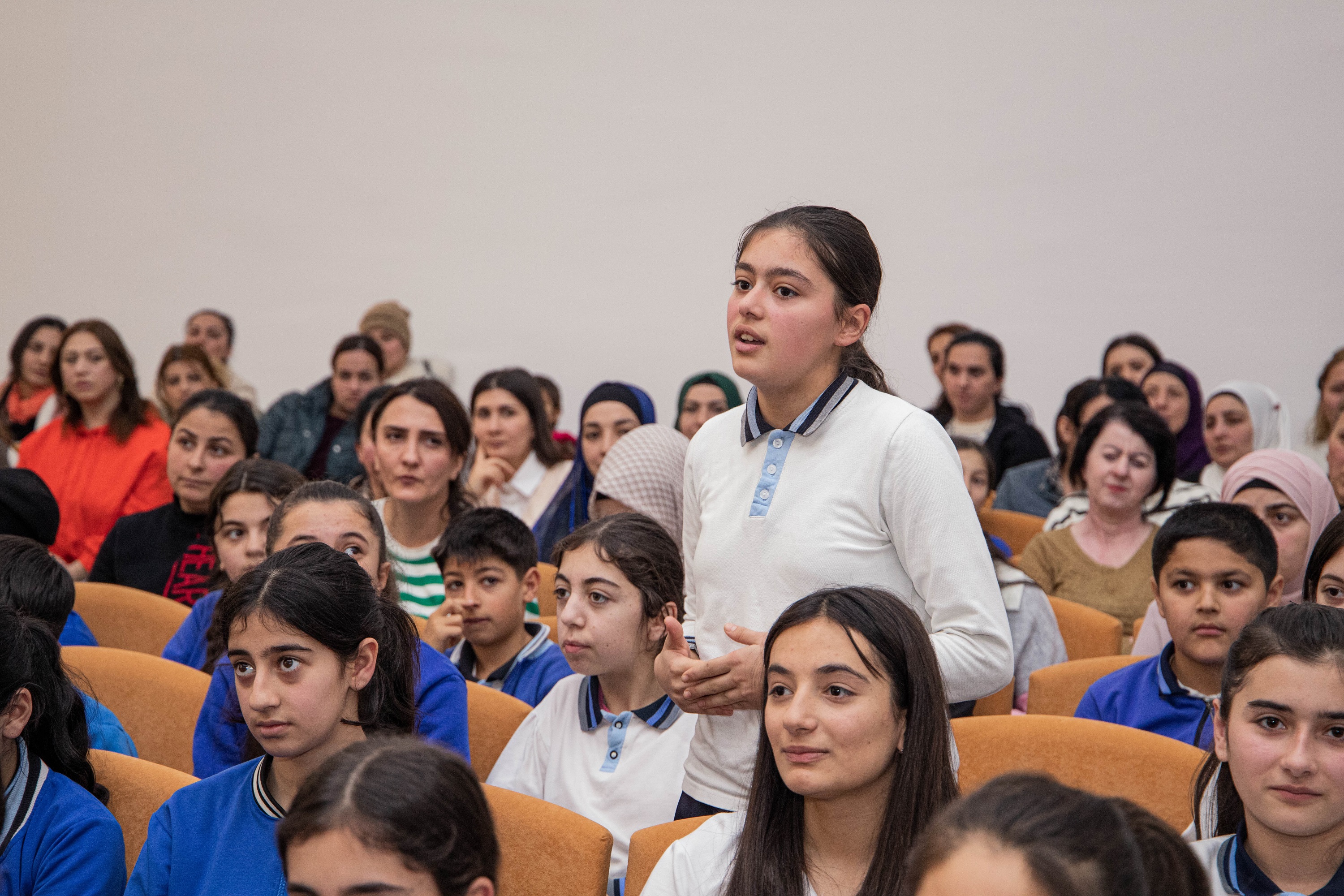 The latest cyber hygiene training sessions for scholars and parents were held in Gabala. - 1