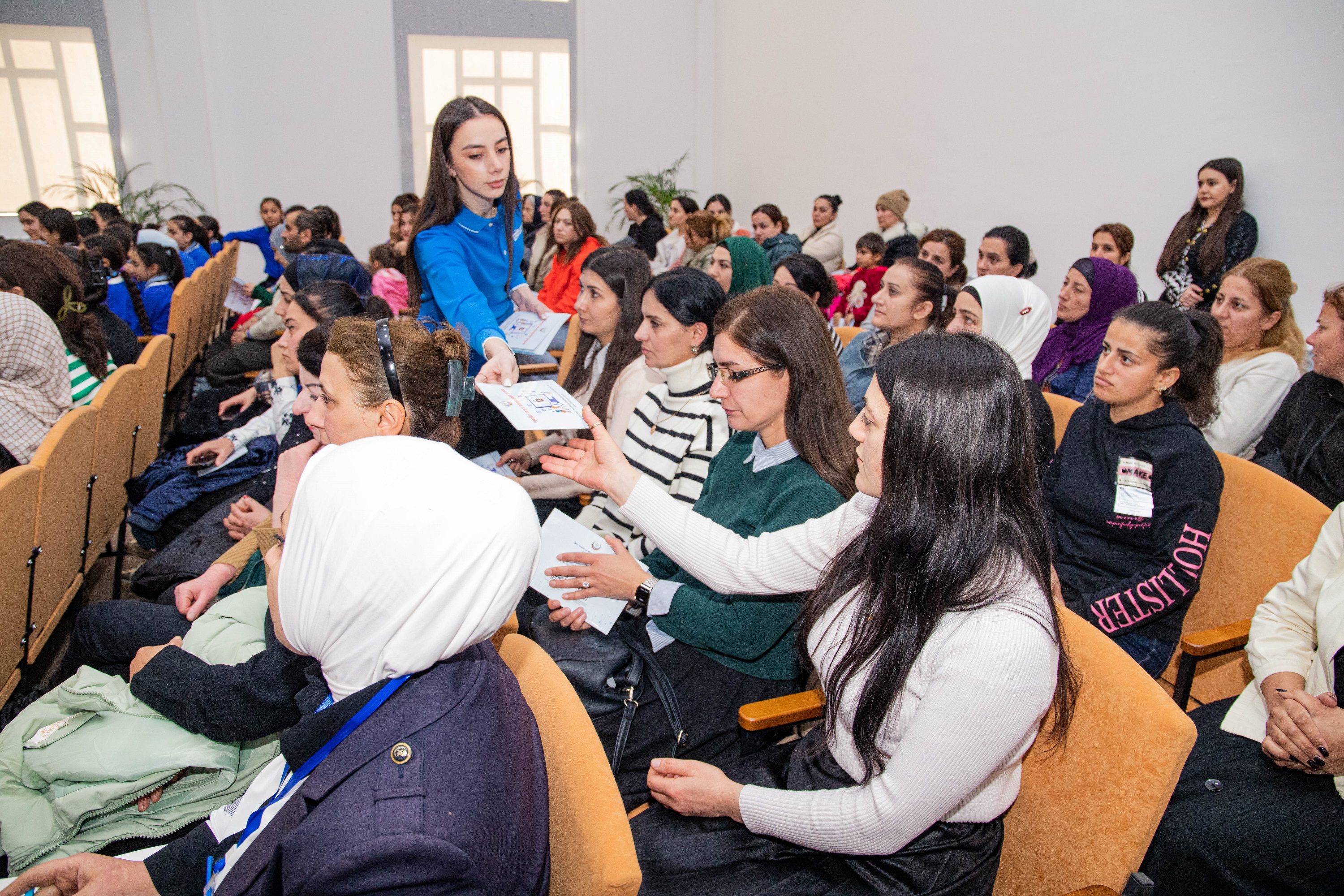 The latest cyber hygiene training sessions for scholars and parents were held in Gabala. - 5