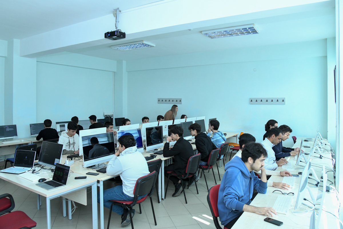 Kibertəhlükəsizlik üzrə CTF (Capture The Flag) yarışı keçirilib. - 5