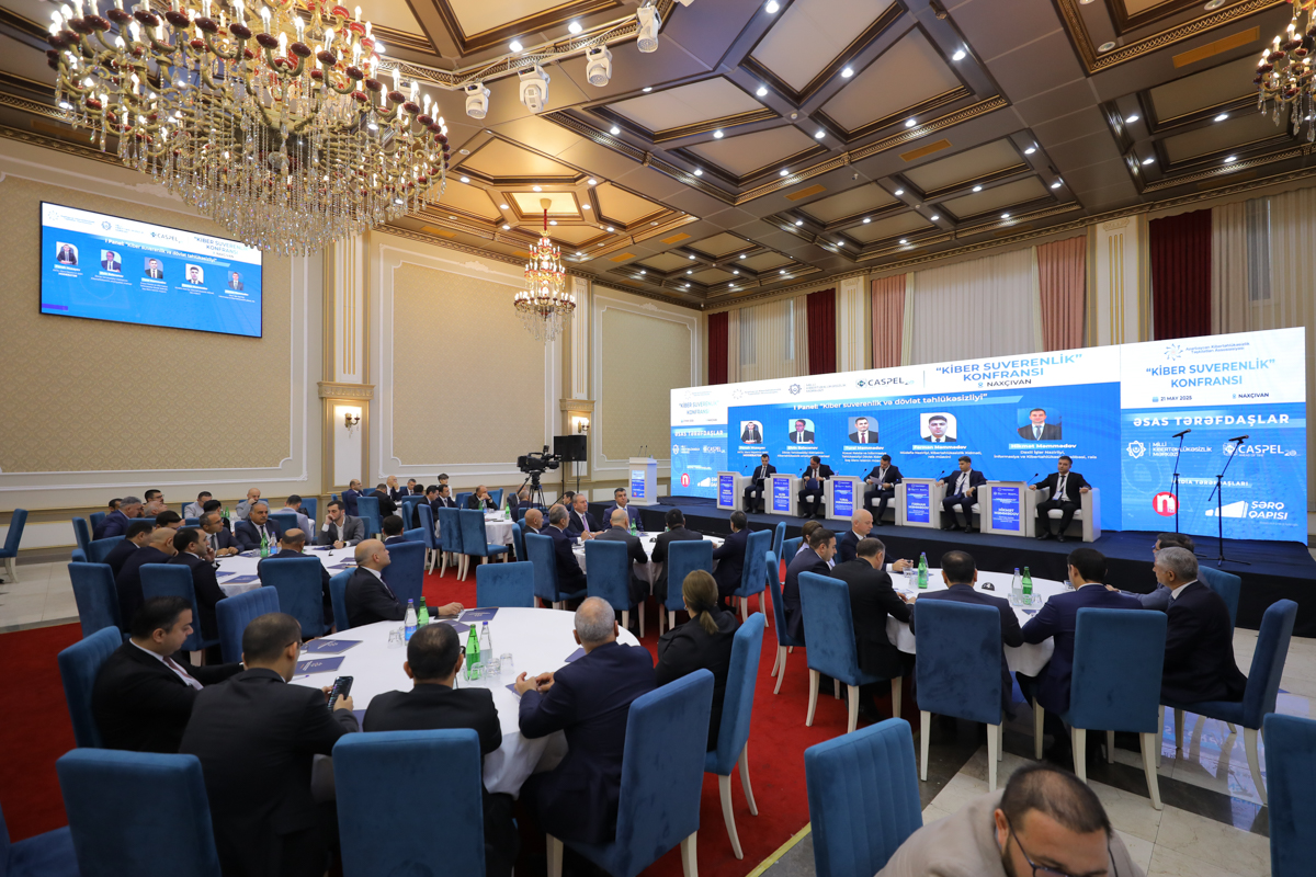 “Kiber suverenlik və dövlət təhlükəsizliyi” mövzusu üzrə panel müzakirələri təşkil olunub - 10